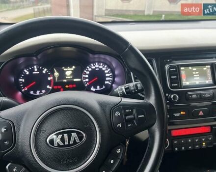 Черный Киа Каренс, объемом двигателя 1.69 л и пробегом 179 тыс. км за 10950 $, фото 175 на Automoto.ua