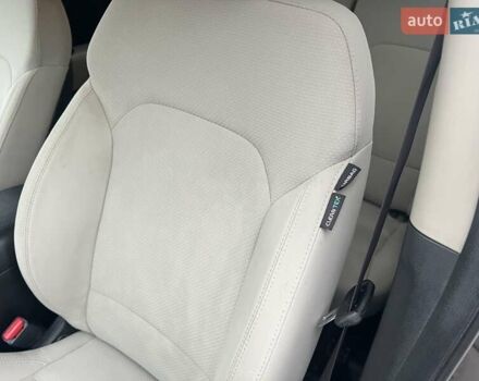 Черный Киа Каренс, объемом двигателя 1.69 л и пробегом 179 тыс. км за 10950 $, фото 67 на Automoto.ua