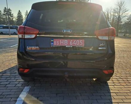 Черный Киа Каренс, объемом двигателя 1.69 л и пробегом 220 тыс. км за 12800 $, фото 15 на Automoto.ua