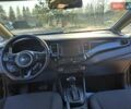Черный Киа Каренс, объемом двигателя 1.69 л и пробегом 220 тыс. км за 12800 $, фото 3 на Automoto.ua