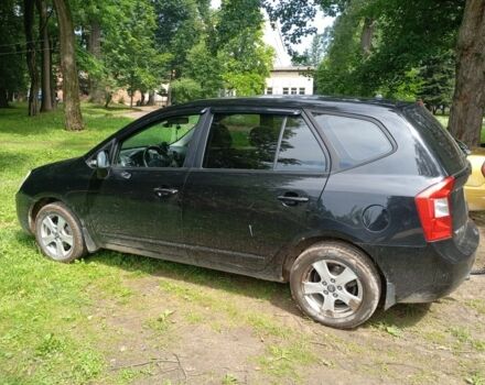 Черный Киа Каренс, объемом двигателя 2 л и пробегом 349 тыс. км за 6000 $, фото 11 на Automoto.ua