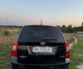 Черный Киа Каренс, объемом двигателя 2 л и пробегом 142 тыс. км за 8700 $, фото 3 на Automoto.ua