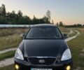 Черный Киа Каренс, объемом двигателя 2 л и пробегом 142 тыс. км за 8700 $, фото 1 на Automoto.ua