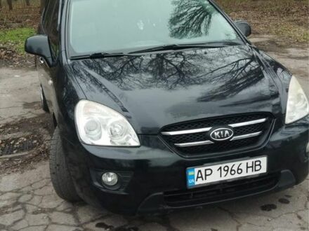 Черный Киа Каренс, объемом двигателя 2 л и пробегом 265 тыс. км за 5900 $, фото 1 на Automoto.ua
