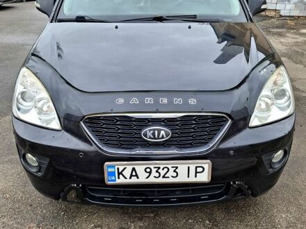 Киа Каренс 2010 в Киеве на Automoto.ua Черный Киа Каренс, объемом двигателя 2 л и пробегом 228 тыс. км за 6500 $, фото 1 на Automoto.ua