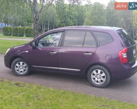 Фіолетовий Кіа Каренс, об'ємом двигуна 2 л та пробігом 209 тис. км за 6900 $, фото 7 на Automoto.ua