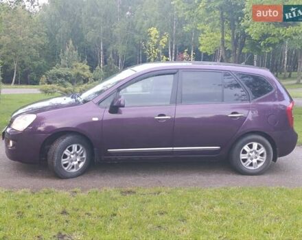 Фіолетовий Кіа Каренс, об'ємом двигуна 2 л та пробігом 209 тис. км за 6900 $, фото 4 на Automoto.ua