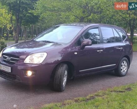 Фіолетовий Кіа Каренс, об'ємом двигуна 2 л та пробігом 209 тис. км за 6900 $, фото 9 на Automoto.ua