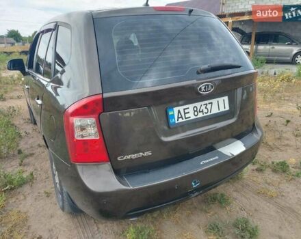 Коричневый Киа Каренс, объемом двигателя 2 л и пробегом 269 тыс. км за 6400 $, фото 11 на Automoto.ua