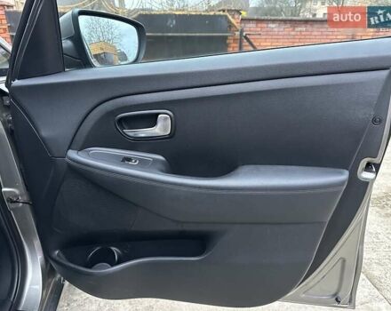 Коричневый Киа Каренс, объемом двигателя 1.7 л и пробегом 202 тыс. км за 10950 $, фото 34 на Automoto.ua