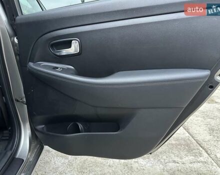 Коричневый Киа Каренс, объемом двигателя 1.7 л и пробегом 202 тыс. км за 10950 $, фото 42 на Automoto.ua