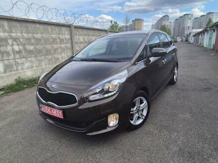 Киа Каренс 2015 в Киеве на Automoto.ua Коричневый Киа Каренс, объемом двигателя 1.69 л и пробегом 219 тыс. км за 12800 $, фото 1 на Automoto.ua