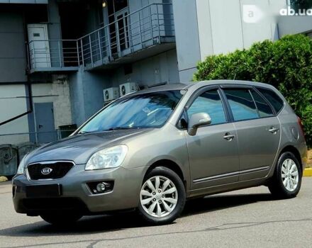 Киа Каренс 2010 в Киеве на Automoto.ua Киа Каренс, объемом двигателя 2 л и пробегом 230 тыс. км за 8200 $, фото 2 на Automoto.ua
