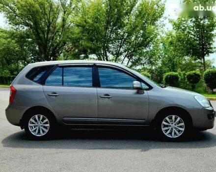 Киа Каренс 2010 в Киеве на Automoto.ua Киа Каренс, объемом двигателя 2 л и пробегом 230 тыс. км за 8200 $, фото 14 на Automoto.ua