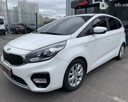 Кіа Каренс, об'ємом двигуна 2 л та пробігом 118 тис. км за 13500 $, фото 6 на Automoto.ua