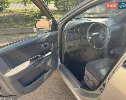 Киа Каренс, объемом двигателя 1.8 л и пробегом 320 тыс. км за 3350 $, фото 4 на Automoto.ua