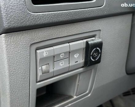 Кіа Каренс, об'ємом двигуна 0 л та пробігом 257 тис. км за 4490 $, фото 20 на Automoto.ua
