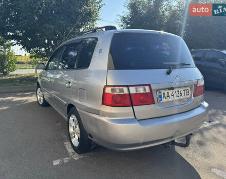 Киа Каренс, объемом двигателя 1.8 л и пробегом 320 тыс. км за 3350 $, фото 7 на Automoto.ua