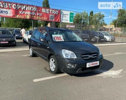 Киа Каренс, объемом двигателя 2 л и пробегом 175 тыс. км за 6400 $, фото 1 на Automoto.ua