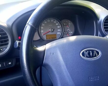 Киа Каренс, объемом двигателя 2 л и пробегом 218 тыс. км за 4750 $, фото 3 на Automoto.ua