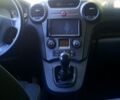 Киа Каренс, объемом двигателя 2 л и пробегом 218 тыс. км за 4750 $, фото 1 на Automoto.ua