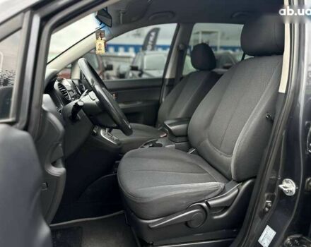 Кіа Каренс, об'ємом двигуна 2 л та пробігом 203 тис. км за 5999 $, фото 12 на Automoto.ua