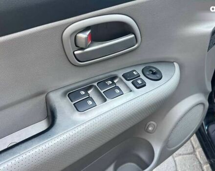 Киа Каренс 2009 в Ивано-Франковске на Automoto.ua Киа Каренс, объемом двигателя 2 л и пробегом 230 тыс. км за 8000 $, фото 8 на Automoto.ua