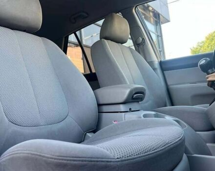 Киа Каренс 2009 в Ивано-Франковске на Automoto.ua Киа Каренс, объемом двигателя 2 л и пробегом 230 тыс. км за 8000 $, фото 18 на Automoto.ua