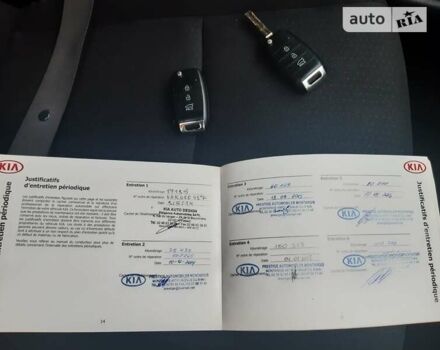 Кіа Каренс, об'ємом двигуна 1.7 л та пробігом 214 тис. км за 11999 $, фото 4 на Automoto.ua