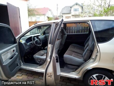 Кіа Каренс 2000 у Богородчанах на Automoto.ua Кіа Каренс, об'ємом двигуна 20 л та пробігом 238 тис. км за 1450 $, фото 1 на Automoto.ua