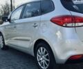 Серый Киа Каренс, объемом двигателя 2 л и пробегом 224 тыс. км за 13500 $, фото 6 на Automoto.ua