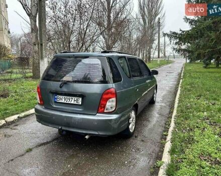 Серый Киа Каренс, объемом двигателя 1.8 л и пробегом 248 тыс. км за 1800 $, фото 5 на Automoto.ua