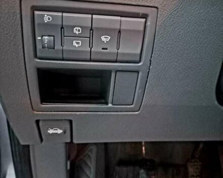 Серый Киа Каренс, объемом двигателя 1.8 л и пробегом 281 тыс. км за 3750 $, фото 10 на Automoto.ua