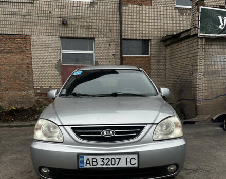 Сірий Кіа Каренс, об'ємом двигуна 1.8 л та пробігом 207 тис. км за 4990 $, фото 1 на Automoto.ua