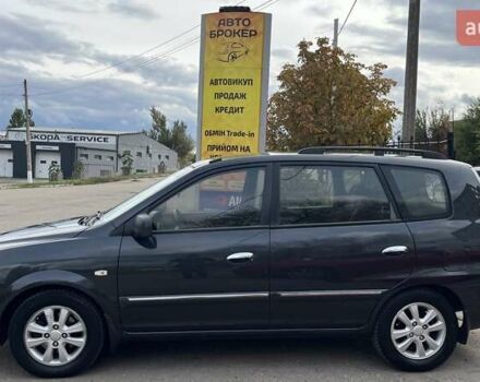 Киа Каренс 2005 в Николаеве на Automoto.ua Серый Киа Каренс, объемом двигателя 1.98 л и пробегом 217 тыс. км за 5300 $, фото 4 на Automoto.ua
