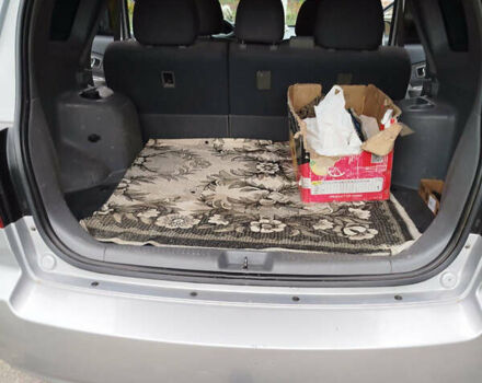 Серый Киа Каренс, объемом двигателя 1.99 л и пробегом 200 тыс. км за 6200 $, фото 13 на Automoto.ua