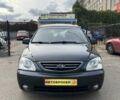 Киа Каренс 2005 в Николаеве на Automoto.ua Серый Киа Каренс, объемом двигателя 1.98 л и пробегом 217 тыс. км за 5300 $, фото 2 на Automoto.ua