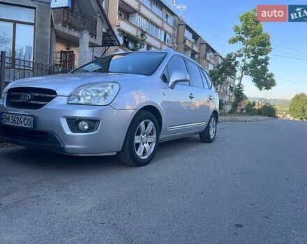 Серый Киа Каренс, объемом двигателя 2 л и пробегом 206 тыс. км за 5200 $, фото 3 на Automoto.ua