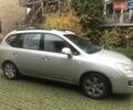 Серый Киа Каренс, объемом двигателя 1.9 л и пробегом 213 тыс. км за 3103 $, фото 1 на Automoto.ua