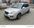 Серый Киа Каренс, объемом двигателя 2 л и пробегом 274 тыс. км за 5300 $, фото 1 на Automoto.ua