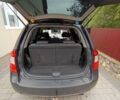 Сірий Кіа Каренс, об'ємом двигуна 2 л та пробігом 296 тис. км за 5600 $, фото 10 на Automoto.ua
