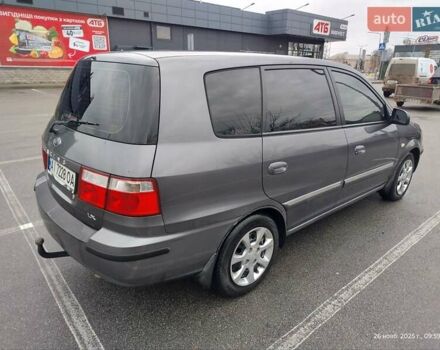 Сірий Кіа Каренс, об'ємом двигуна 1.59 л та пробігом 218 тис. км за 4800 $, фото 2 на Automoto.ua