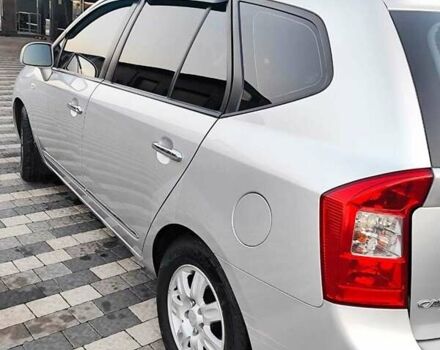 Серый Киа Каренс, объемом двигателя 2 л и пробегом 163 тыс. км за 5400 $, фото 20 на Automoto.ua