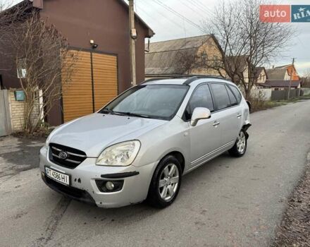 Сірий Кіа Каренс, об'ємом двигуна 1.99 л та пробігом 280 тис. км за 3350 $, фото 2 на Automoto.ua