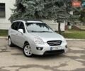 Серый Киа Каренс, объемом двигателя 2 л и пробегом 280 тыс. км за 4999 $, фото 6 на Automoto.ua