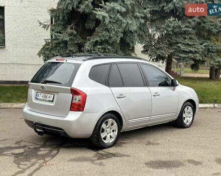 Серый Киа Каренс, объемом двигателя 2 л и пробегом 280 тыс. км за 4999 $, фото 11 на Automoto.ua