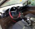 Серый Киа Каренс, объемом двигателя 2 л и пробегом 229 тыс. км за 6500 $, фото 8 на Automoto.ua