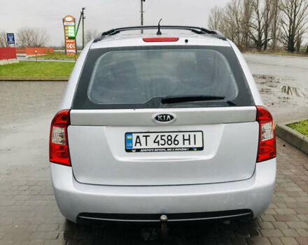 Серый Киа Каренс, объемом двигателя 1.99 л и пробегом 280 тыс. км за 4700 $, фото 4 на Automoto.ua