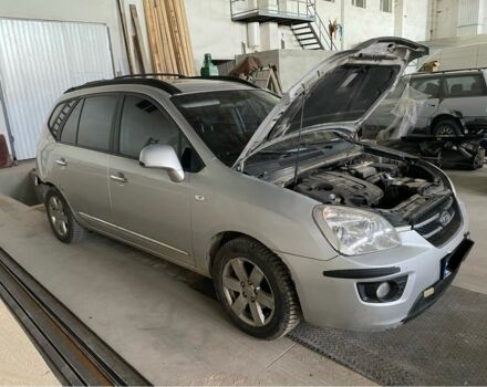 Серый Киа Каренс, объемом двигателя 2 л и пробегом 305 тыс. км за 2800 $, фото 6 на Automoto.ua