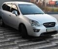 Серый Киа Каренс, объемом двигателя 2 л и пробегом 163 тыс. км за 5400 $, фото 12 на Automoto.ua